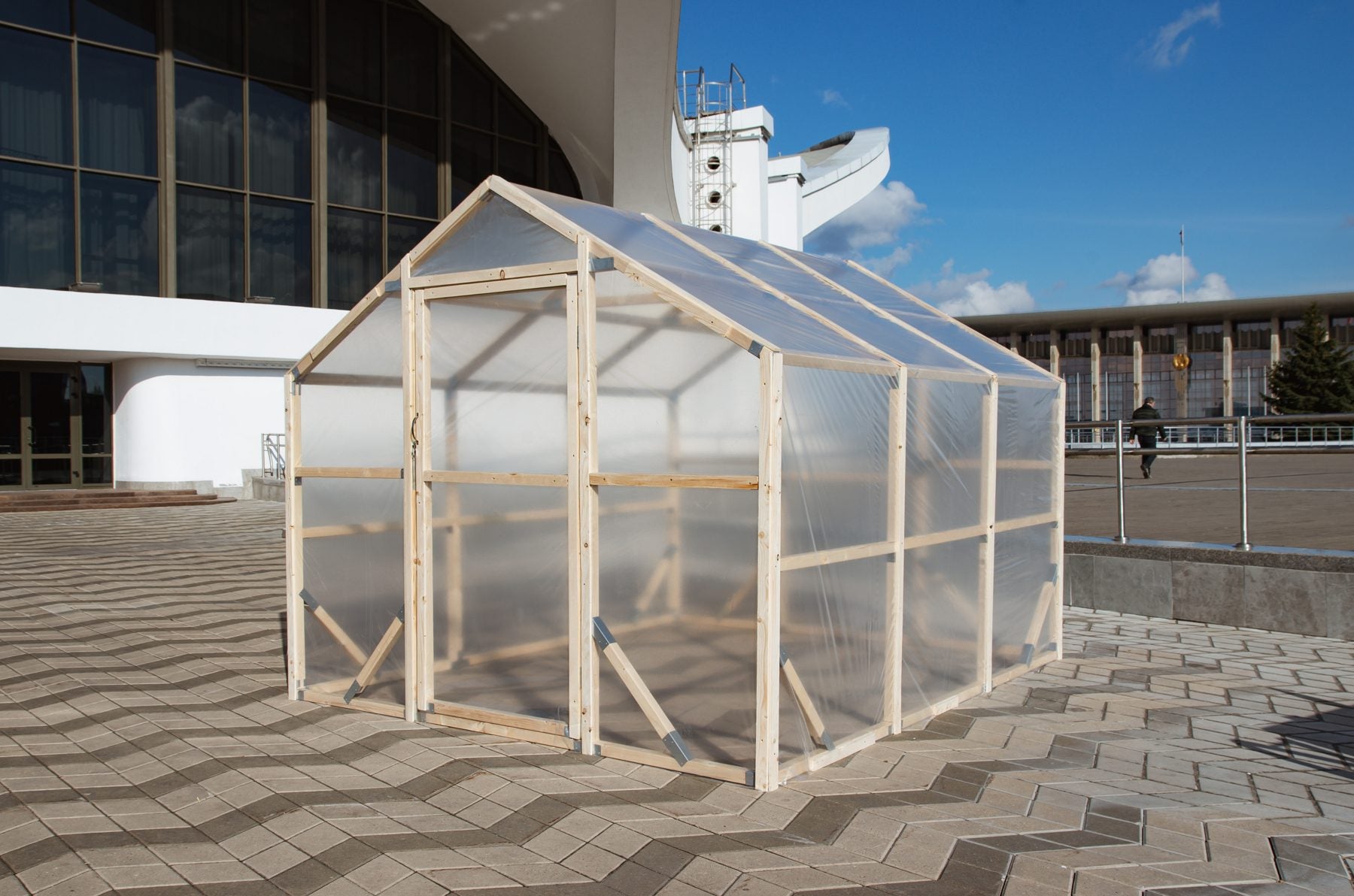NORDIC wooden greenhouse with twin-wall polycarbonate glazing, gable end and door