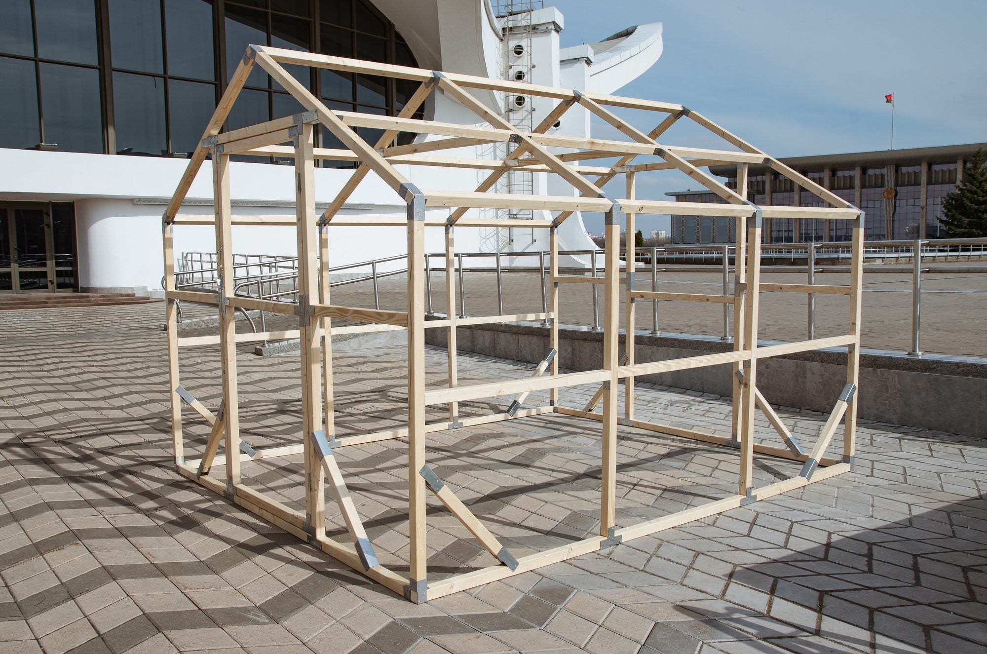 Assembled NORDIC pine frame with galvanised brackets, before the polycarbonate panels go on